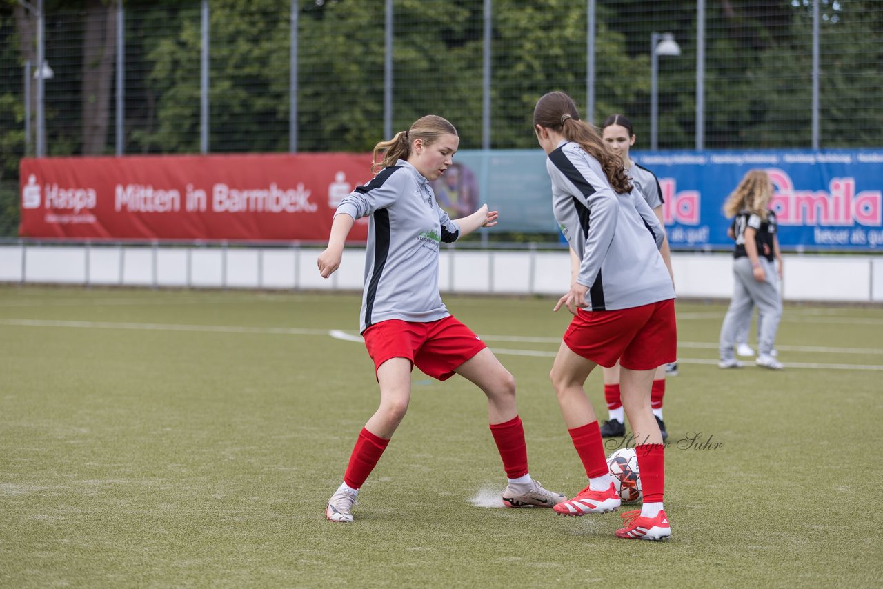 Bild 84 - wBJ Lotto Pokal Finale  Eimsbuetteler TV - Hamburger SV : Ergebnis: 0:3